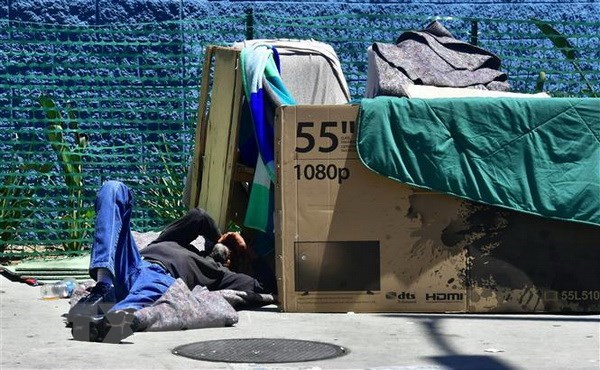 Mỹ: Bang California công bố giải quyết khủng hoảng người vô gia cư